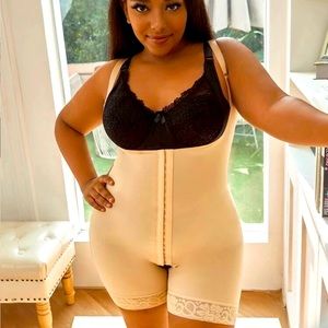 Lace Trim Shapewear Romper Bodysuit